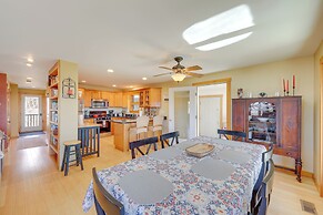 Spacious Harrison Cabin ~ 1 Mi to Long Lake!