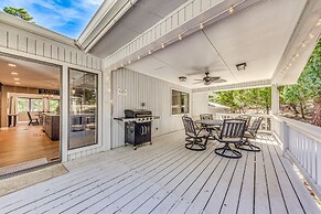 Alto Retreat w/ Wraparound Deck & Game Room!