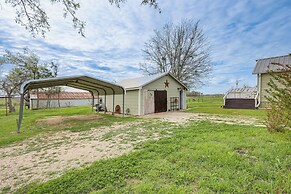 14 Acres w/ Pond Access: Farmhouse in Temple!