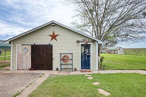 14 Acres w/ Pond Access: Farmhouse in Temple!