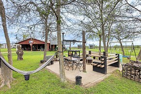 14 Acres w/ Pond Access: Farmhouse in Temple!
