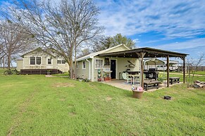 14 Acres w/ Pond Access: Farmhouse in Temple!