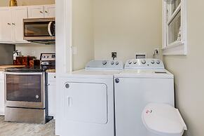Sanford Vacation Rental ~ 1 Mi to Downtown!