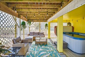 Bright Kitty Hawk Home w/ Hot Tub, Walk to Beach!