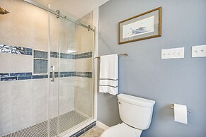 Bright Kitty Hawk Home w/ Hot Tub, Walk to Beach!