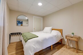 East Aurora Home ~ 18 Mi to Downtown Buffalo!