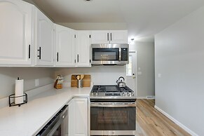 East Aurora Home ~ 18 Mi to Downtown Buffalo!