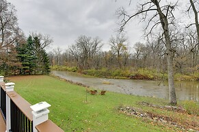 East Aurora Home ~ 18 Mi to Downtown Buffalo!