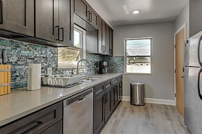 7 Mi to Denver: Inviting Aurora Home w/ Yard!