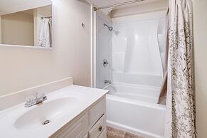 Oxford Getaway: Walk to Oxford Square!