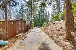Arnold Cabin w/ Hot Tub & Community Lake Access!
