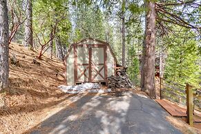 Arnold Cabin w/ Hot Tub & Community Lake Access!