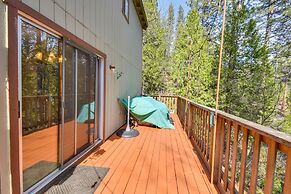 Arnold Cabin w/ Hot Tub & Community Lake Access!