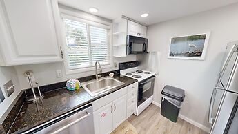 Sandpiper Cove 1096 2 Bedroom Condo by RedAwning