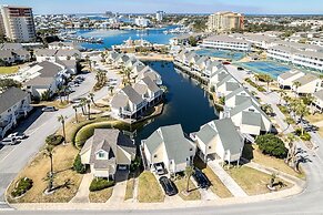 Sandpiper Cove 1096 2 Bedroom Condo by RedAwning