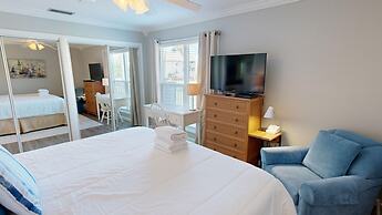 Sandpiper Cove 1096 2 Bedroom Condo by RedAwning