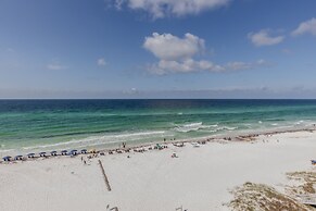 Beach House 601d 2 Bedroom Condo by RedAwning