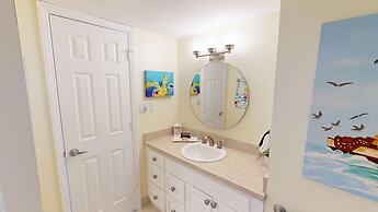 Beach House 601d 2 Bedroom Condo by RedAwning