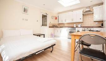 Captivating 1-bed Apartment in London
