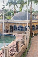 Gallani Suites Hotel