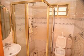 Gallani Suites Hotel