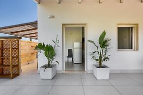 3771 Villino Cento Passi by Barbarhouse