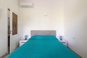 3771 Villino Cento Passi by Barbarhouse