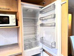 Impeccable 2-bed Lodge in Preston hot hub