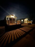 Inviting 3-bed Lodge in Preston hot tub