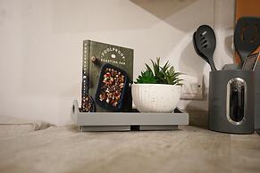 Inviting 3-bed Lodge in Preston hot tub