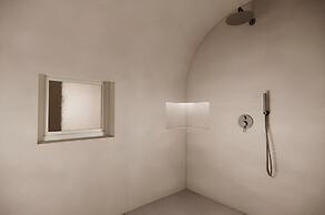 Caldera's Dream Cave House with hot tub