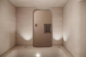 Caldera's Dream Cave House with hot tub