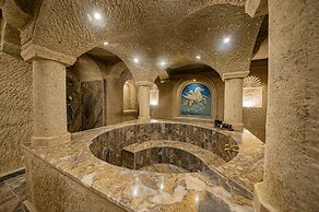 Ares Cave Suites