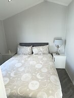 Modern Homely Chalet in Tuxford