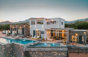 Plakakia Luxury Apartments