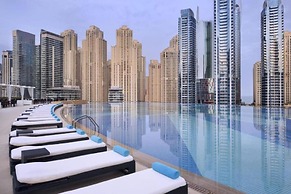 Phaedrus Living Luxury Flat Dubai Marina