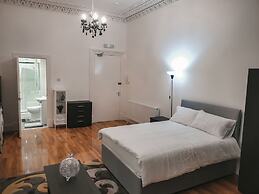 SH Apartments - Dixon Street