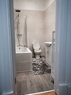 SH Apartments - Dixon Street