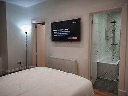 SH Apartments - Dixon Street