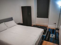 SH Apartments - Dixon Street