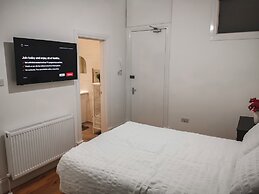 SH Apartments - Dixon Street