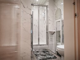 SH Apartments - Dixon Street