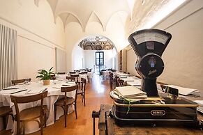 Ca' Uberti Home Boutique