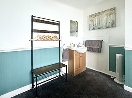 The Angove Guest House