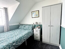 The Angove Guest House