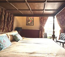 The Angove Guest House