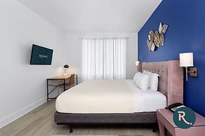 Roami at Hotel Astor