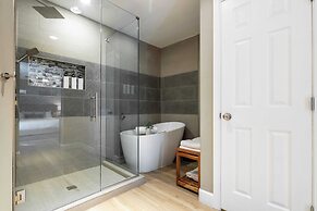 Roma by Avantstay Stylish Oasis w/ Private Pool!