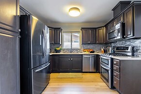 Roma by Avantstay Stylish Oasis w/ Private Pool!