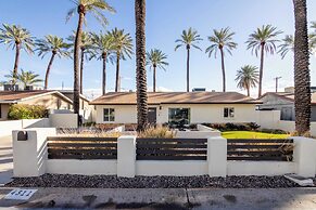 Roma by Avantstay Stylish Oasis w/ Private Pool!